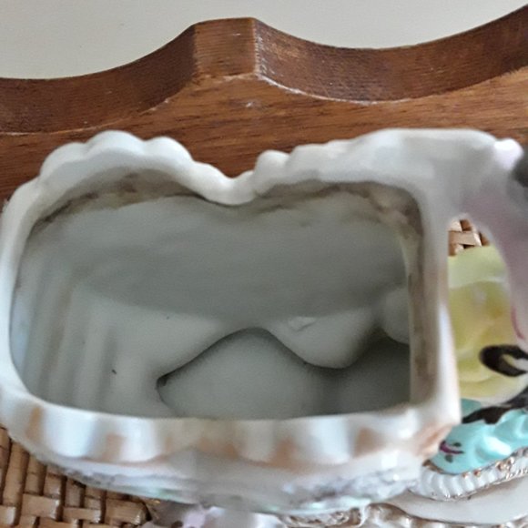 Vintage Victorian Style Ceramic Planter - Picture 6 of 6